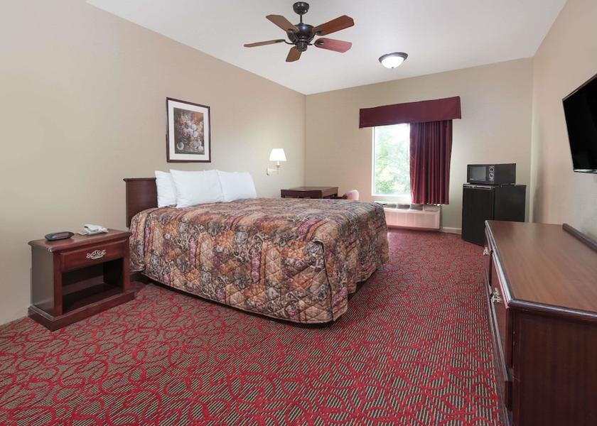 Missouri St. Peters Room