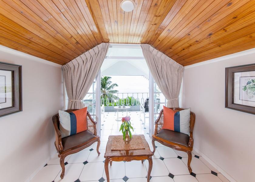 Baie Sainte Anne Praslin Island Balcony