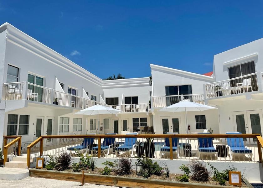  San Pedro Exterior Detail