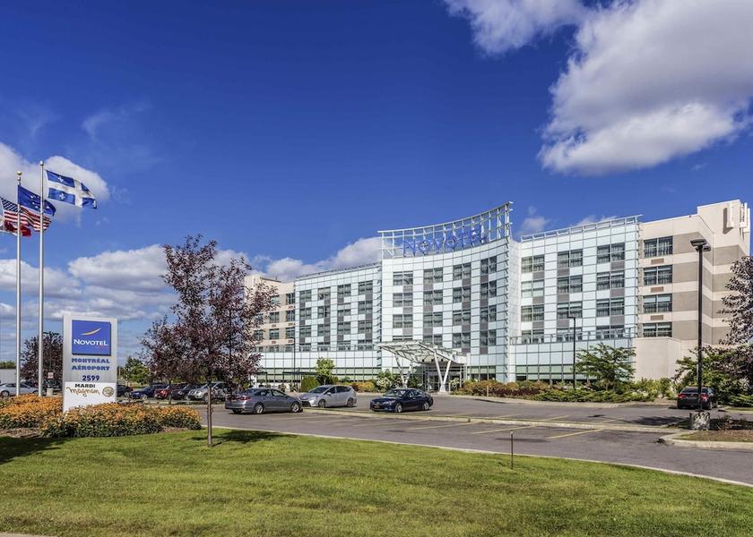 Quebec Montreal Exterior