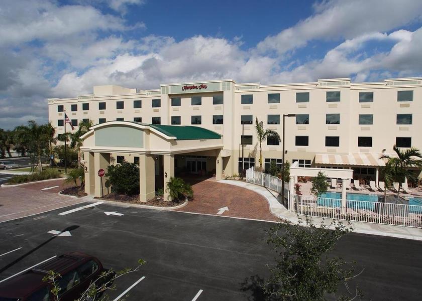 Florida Lake Worth Hotel Exterior