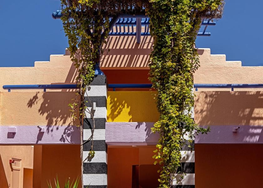 MU Belle Mare Arcade