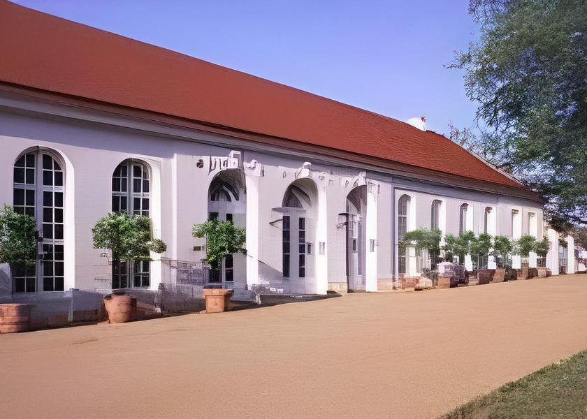Brandenburg Region Neuhardenberg exterior view