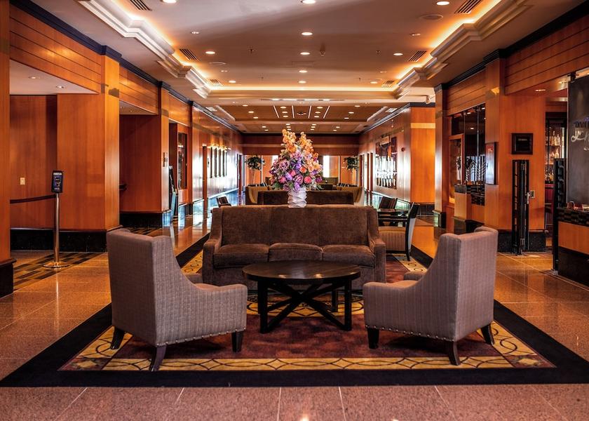 Illinois East Peoria Lobby