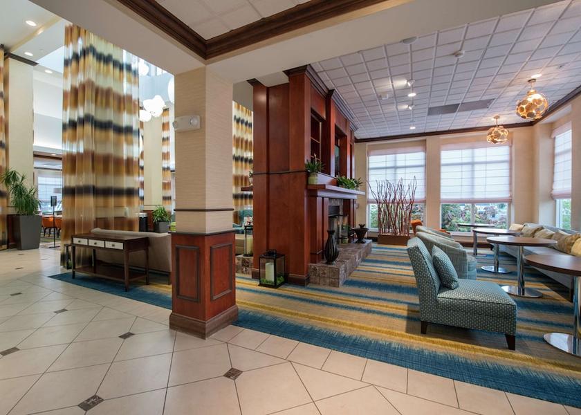 Mississippi Tupelo Lobby