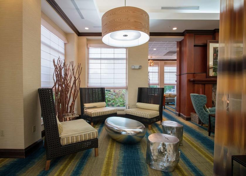 Mississippi Tupelo Lobby