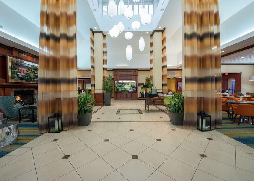 Mississippi Tupelo Lobby