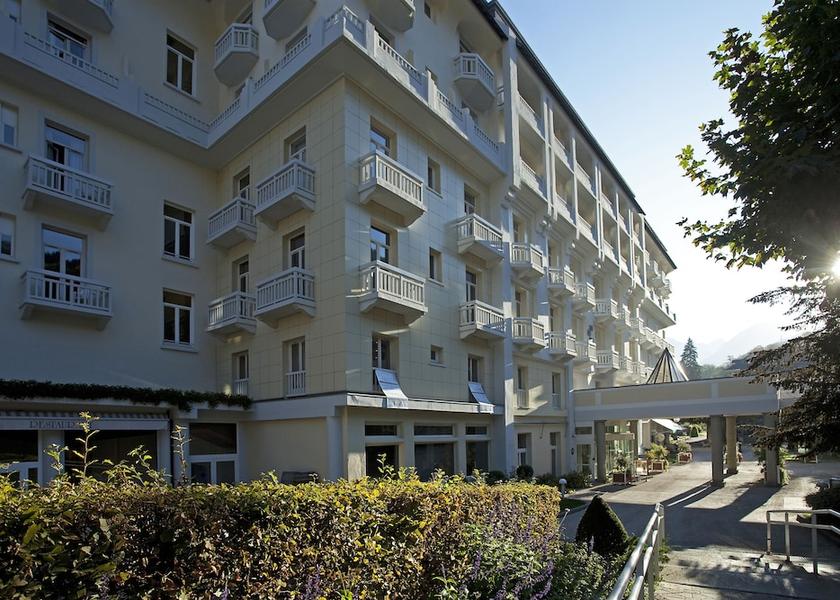 Auvergne-Rhone-Alpes Brides-les-Bains Facade