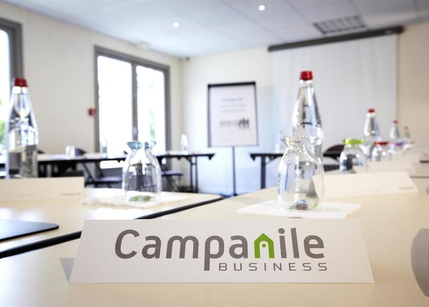 Nouvelle-Aquitaine Mont-de-Marsan Meeting Room