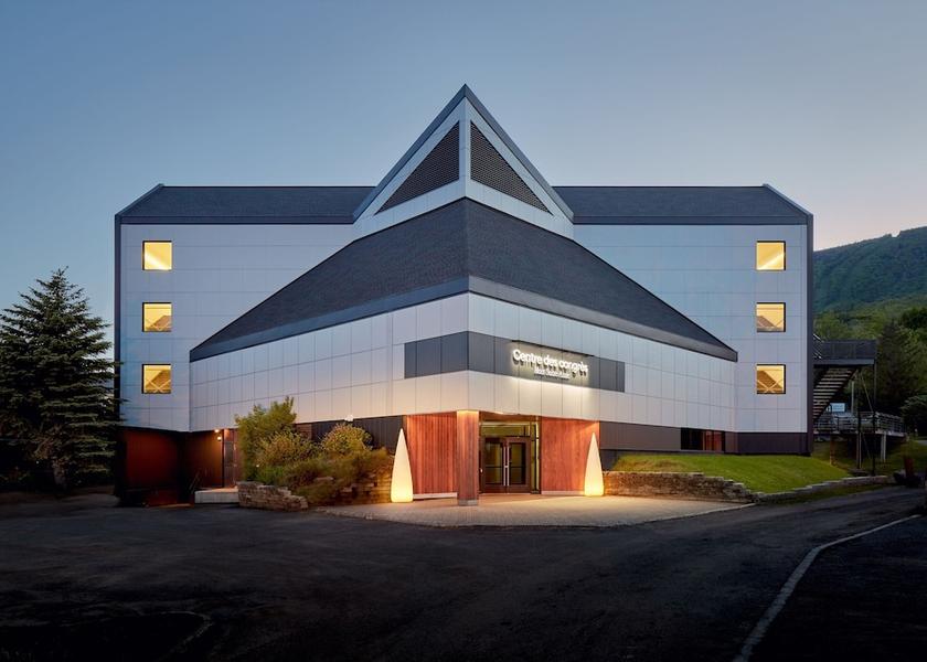 Quebec Beaupre Meeting Room