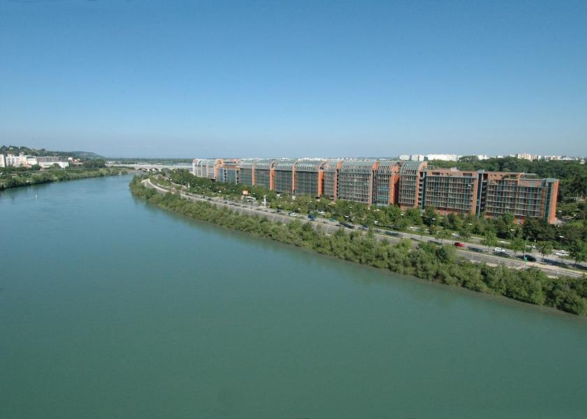 Auvergne-Rhône-Alpes Lyon Property amenity