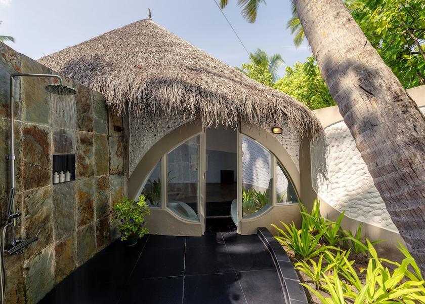 North Ari Atoll Kudafolhudhoo Bathroom shower