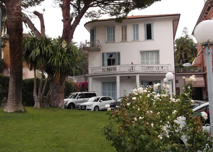 Liguria Sanremo Facade