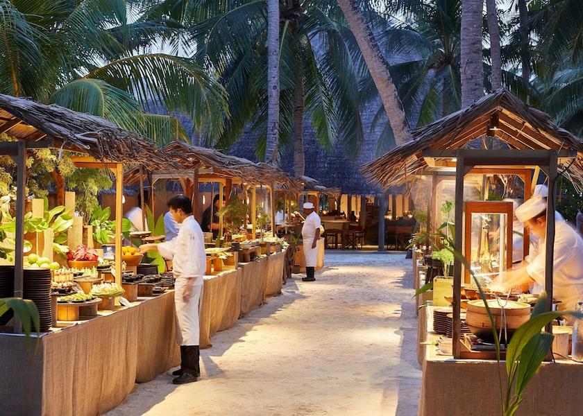 Kaafu Atoll Lankanfushi Island Food court