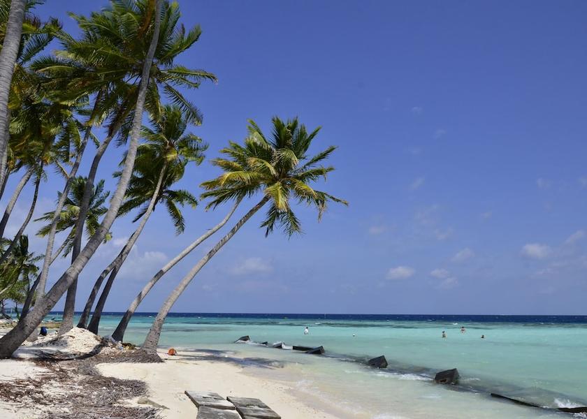 Kaafu Atoll Maafushi Beach