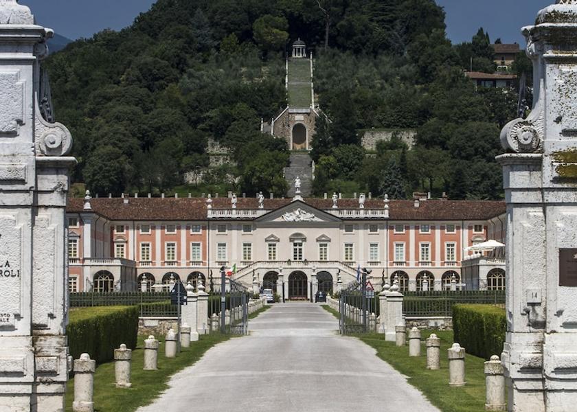 Lombardy Rezzato Entrance