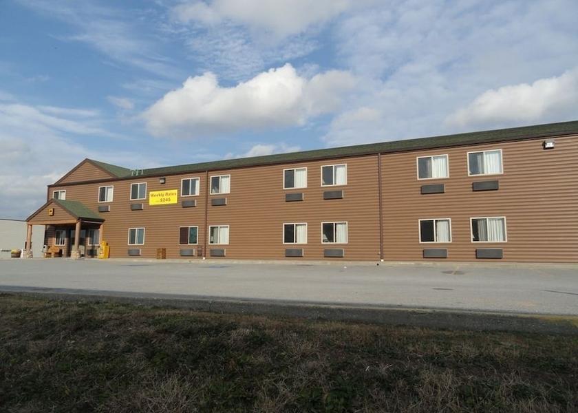 Missouri Pineville Primary image