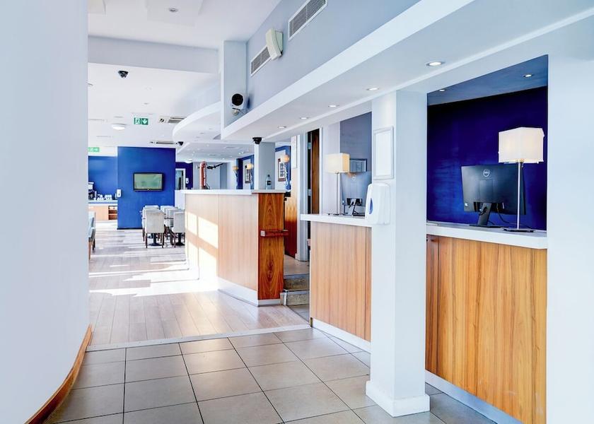 England Crewe Lobby