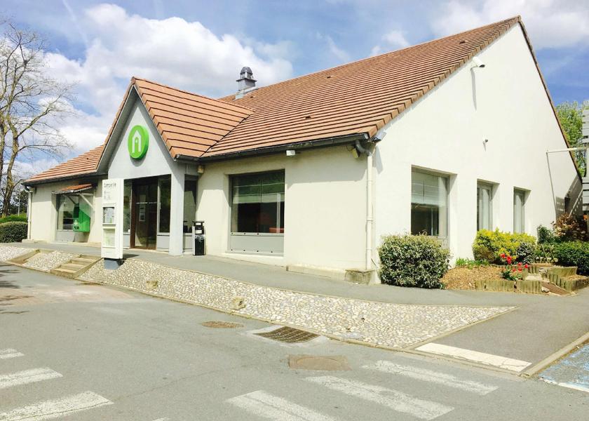 Ile-de-France Villejust exterior view