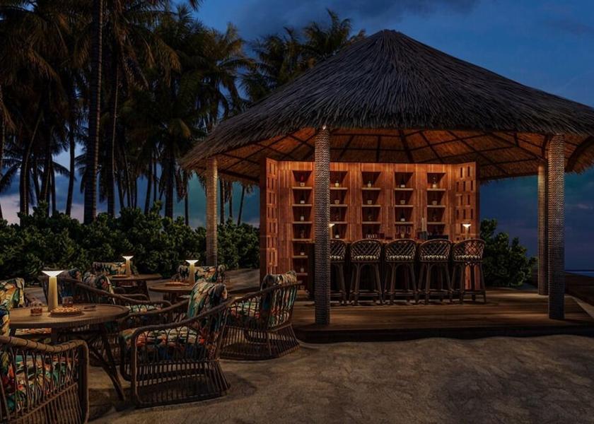 Baa Atoll Fonimagoodhoo Poolside bar