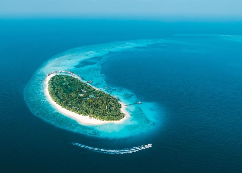 MV Fonimagoodhoo Exterior Detail