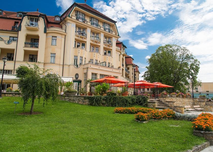  Piestany Exterior Detail