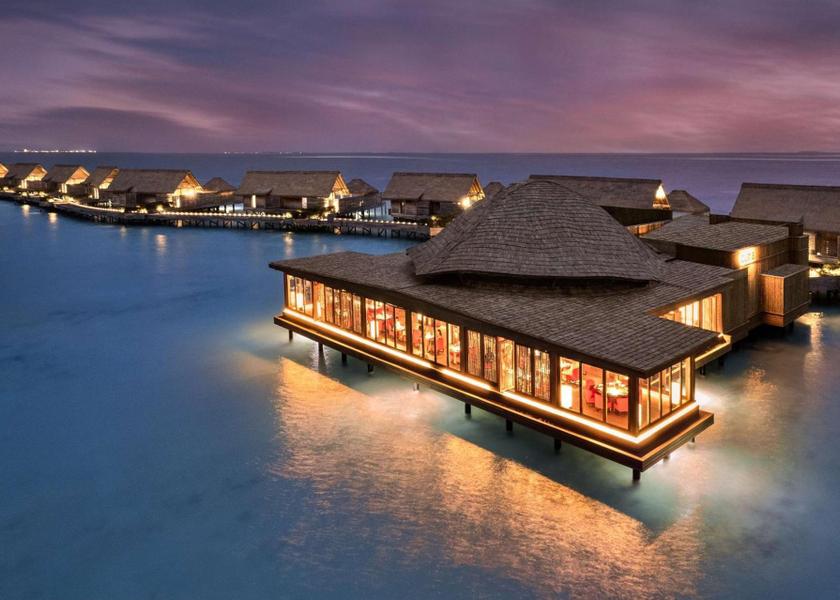 MV Maldives restaurant