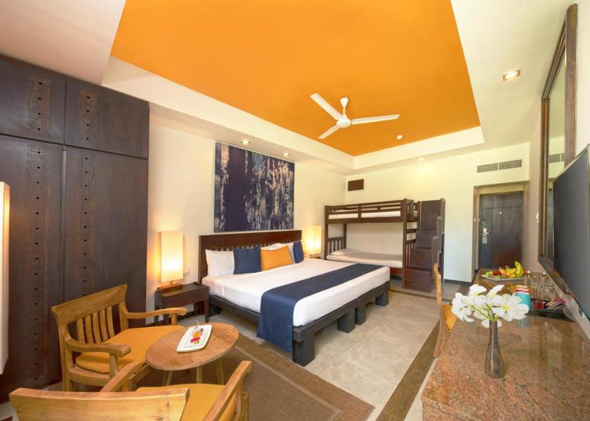 Puttalam District Waikkal Superior Family