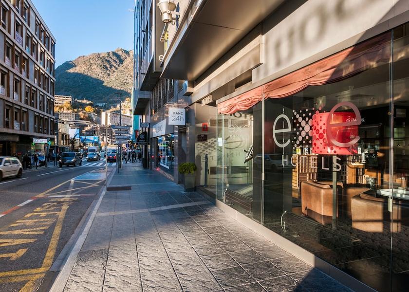  Escaldes-Engordany Exterior Detail
