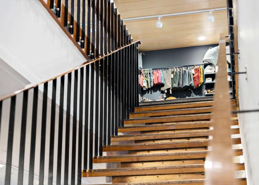  Oslo Interior Entrance