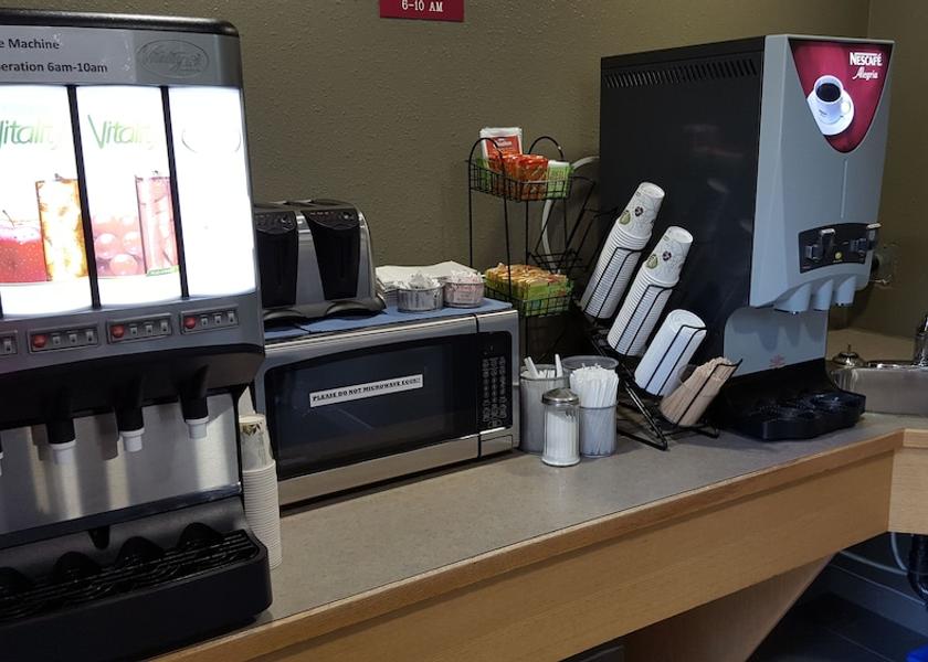 Alberta Lethbridge Breakfast Area