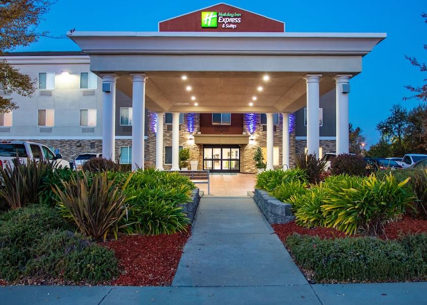 California Roseville Exterior Detail