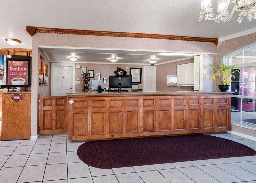 Texas Jasper Lobby