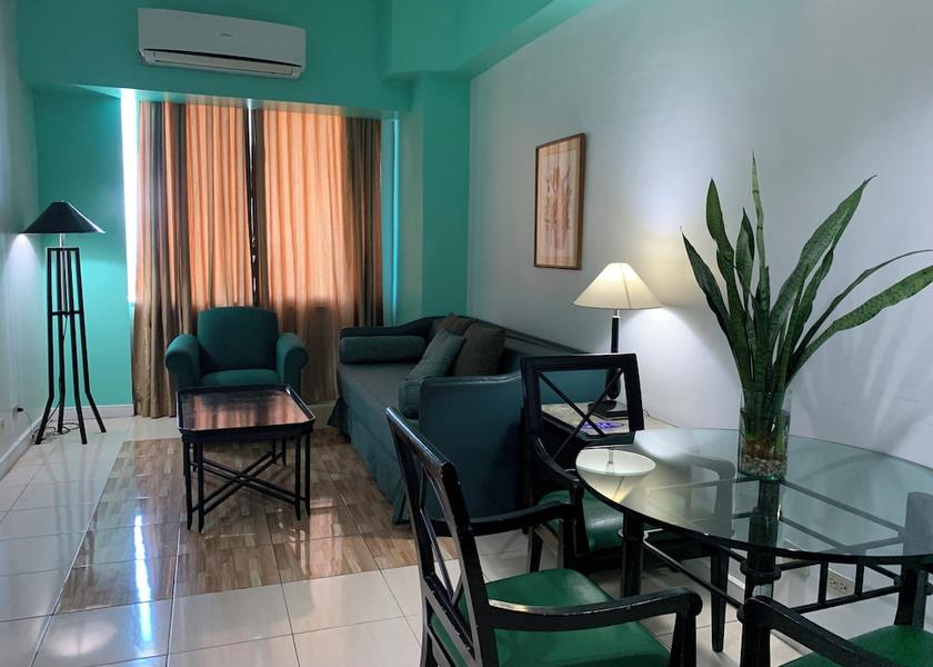  Manila Living area