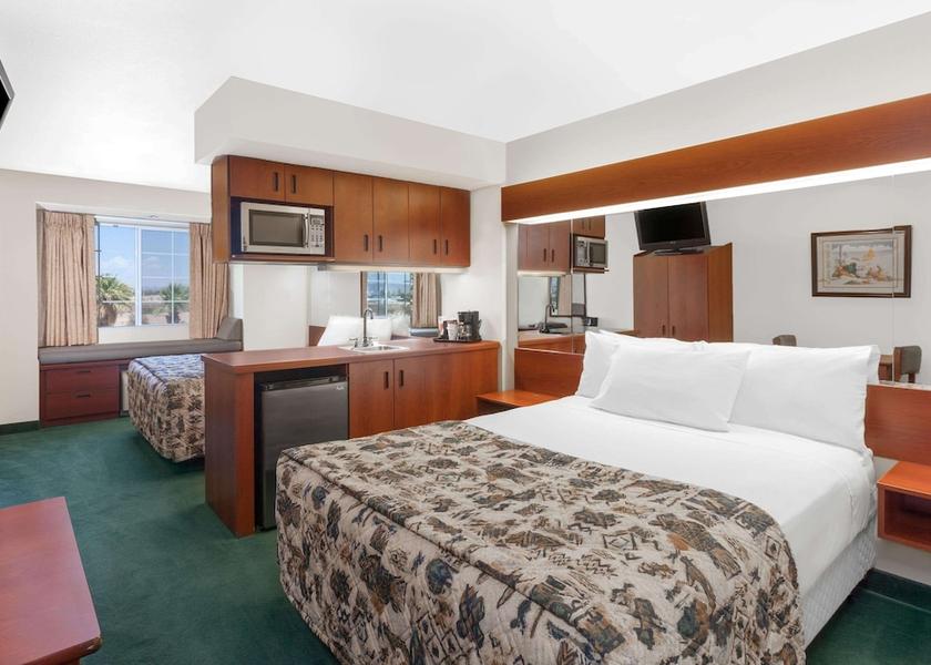 Arizona Wellton Room