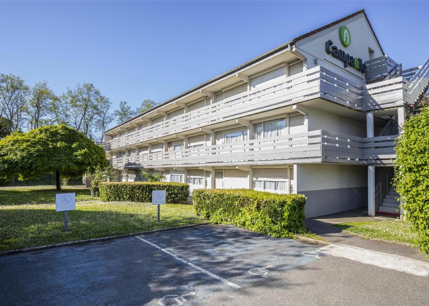 Ile-de-France Saint-Germain-Les-Corbeil exterior view