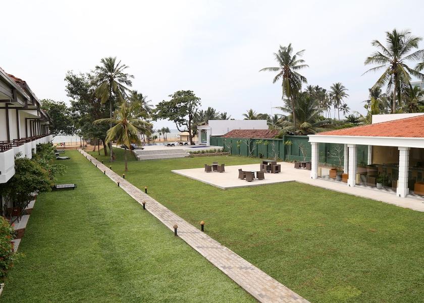 Kalutara District Wadduwa Garden