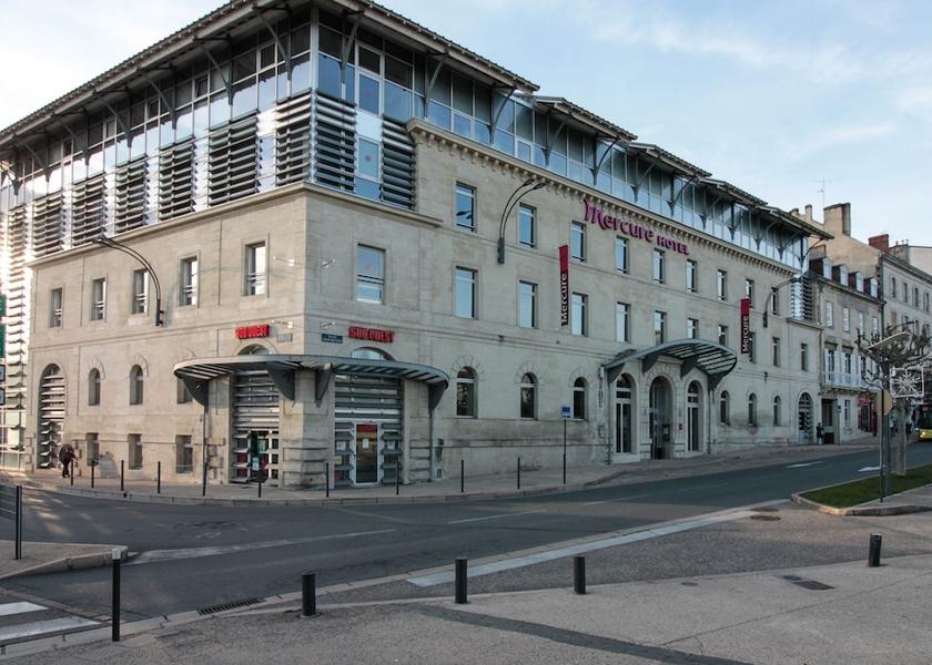 Nouvelle-Aquitaine Perigueux Facade