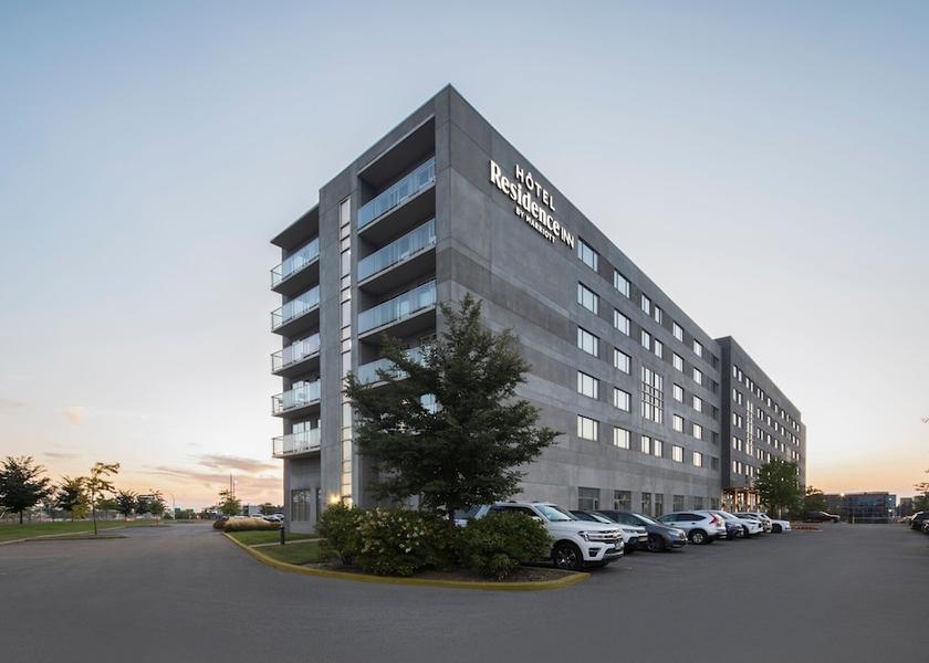 Quebec Montreal Exterior