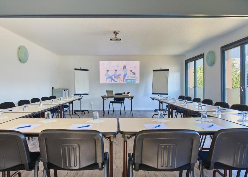 Grand Est Essey-les-Nancy meeting room / ballrooms