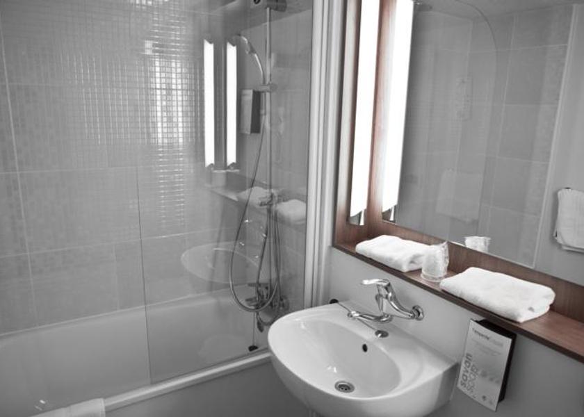 Provence-Alpes-Côte d'Azur Avignon Bathroom