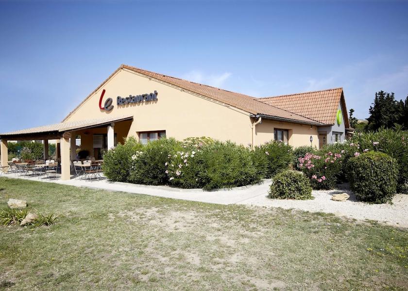 Provence - Alpes - Cote d'Azur Salon-de-Provence Exterior Detail