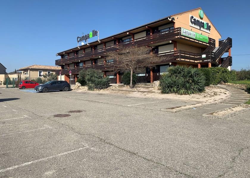 Provence - Alpes - Cote d'Azur Salon-de-Provence Exterior Detail