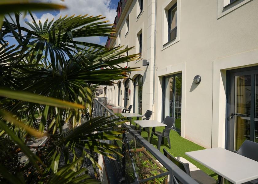 Brittany Vitre Terrace