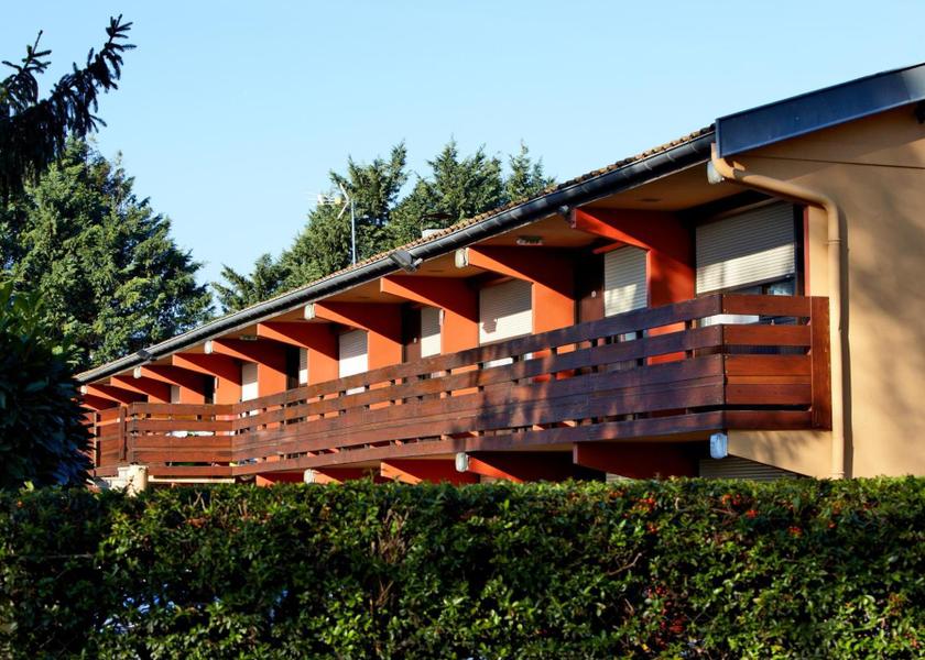 Auvergne-Rhône-Alpes Villefranche-sur-Saône entrance