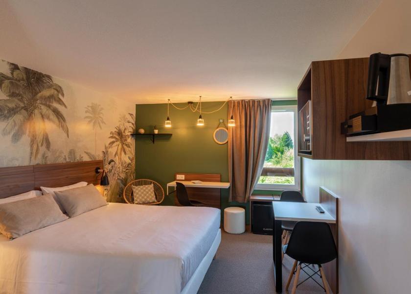Nouvelle-Aquitaine Feytiat FAMILY QUADRUPLE ROOM