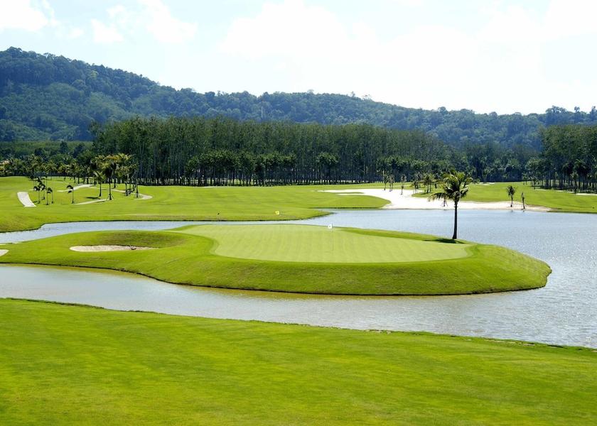 Phuket Province Thep Krasattri Golf