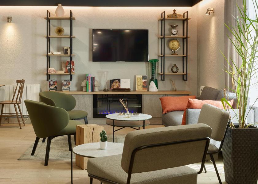 Ile-de-France Les Ulis lobby