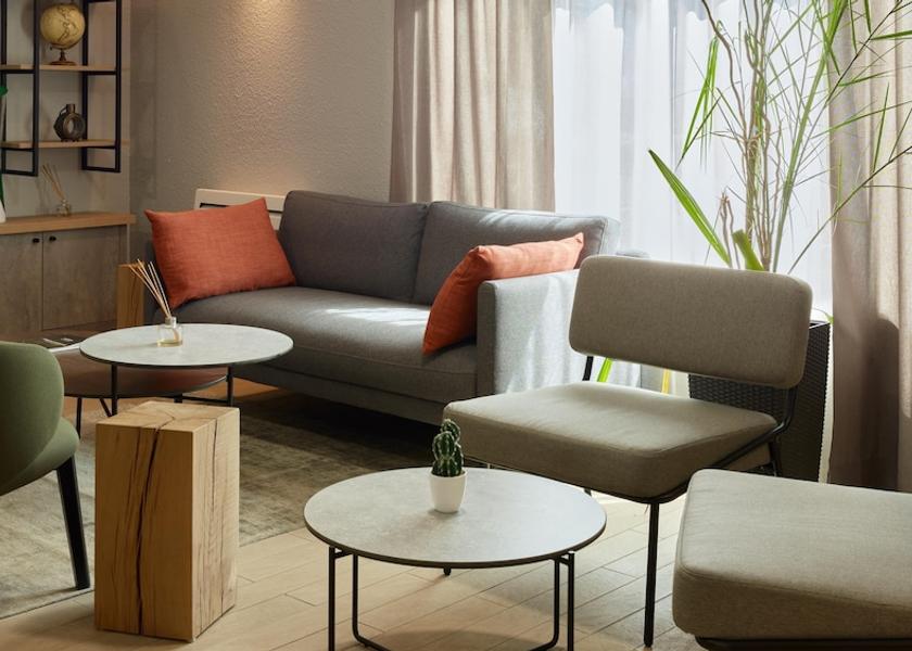 Ile-de-France Les Ulis Lobby