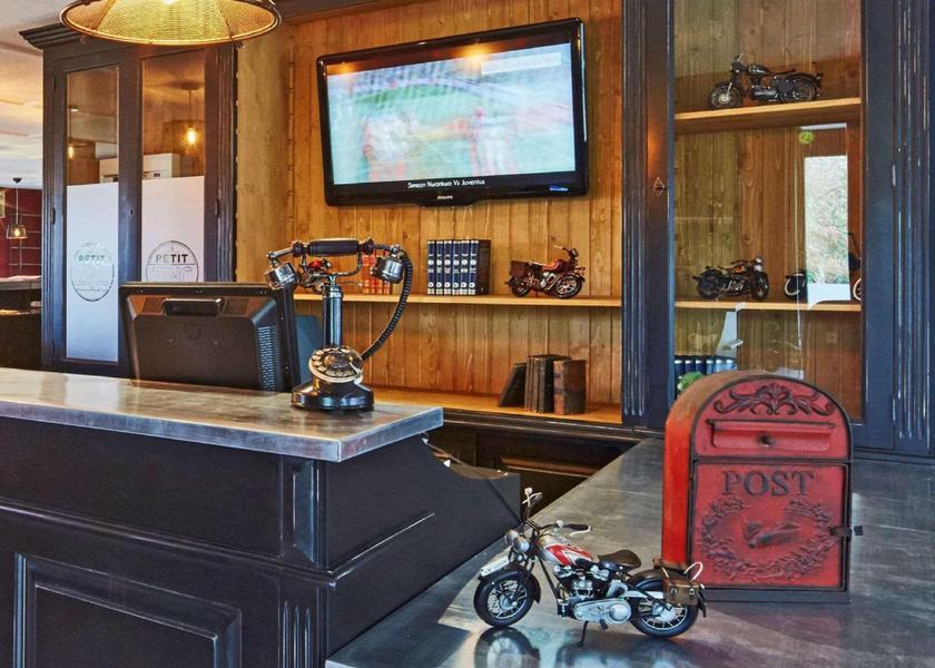 Hauts-de-France Hem lobby